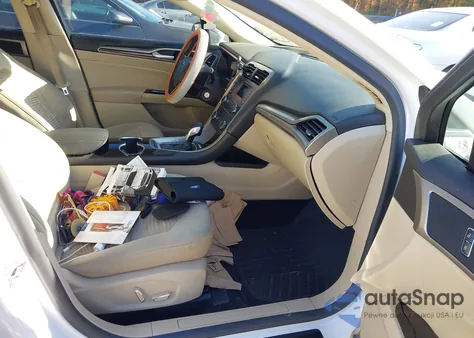 2016 Ford Fusion Se z USA, uszkodzony, nr VIN 1FA6P0H73G5118697